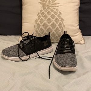 Women’s UA, size 8.5 everyday shoes